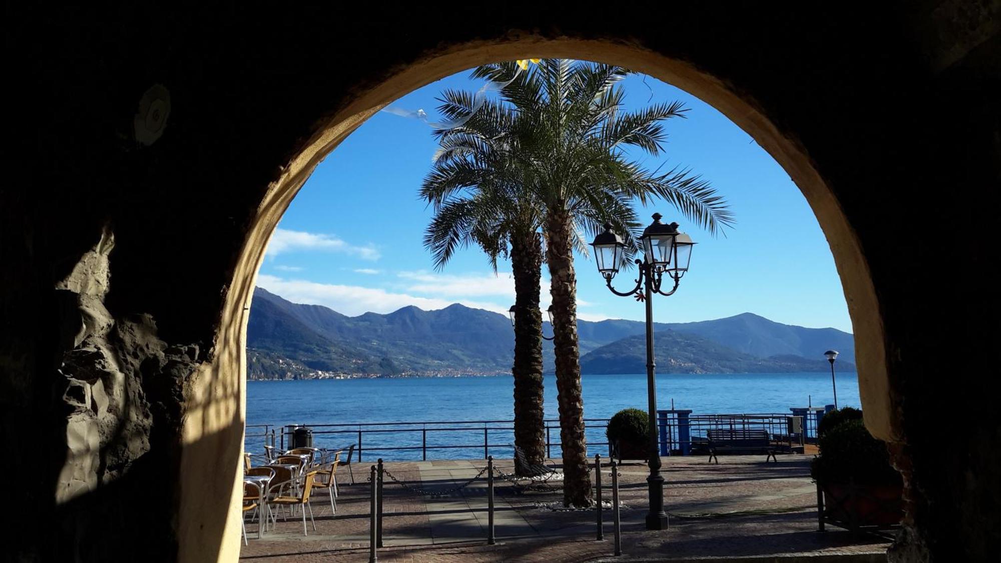 Iseolakerental - Villa Flavia Riva di Solto Bagian luar foto