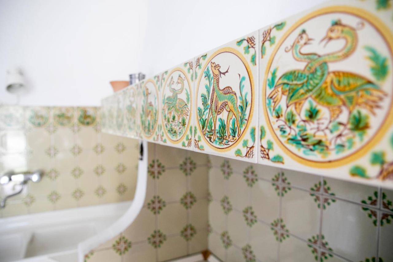 Iseolakerental - Villa Flavia Riva di Solto Bagian luar foto
